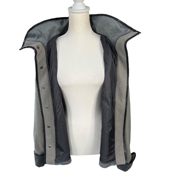 Armani Collezioni Womens Wool Jacket Size 12 Gray & Black Button-Up Hooded - Picture 12 of 15